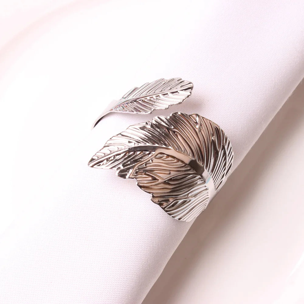 4PCS Metal Napkin Rings,Simple Ring Models Napkin Buckle, Wedding Napkin Holder,for Dining Room Family Dinner Table Decor