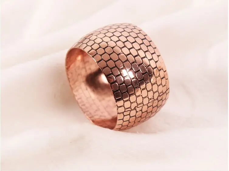 Hotel model room golden ring napkin buckle napkin ring Western restaurant metal napkin circle cloth ring