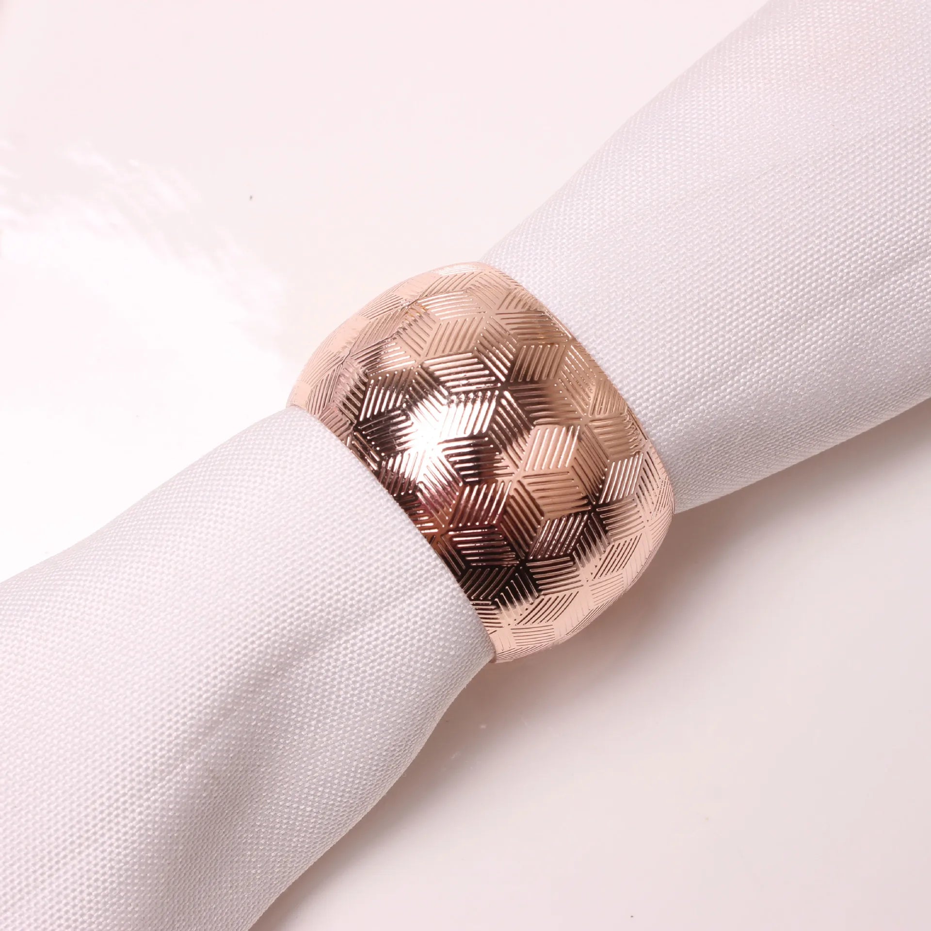 Hotel model room golden ring napkin buckle napkin ring Western restaurant metal napkin circle cloth ring