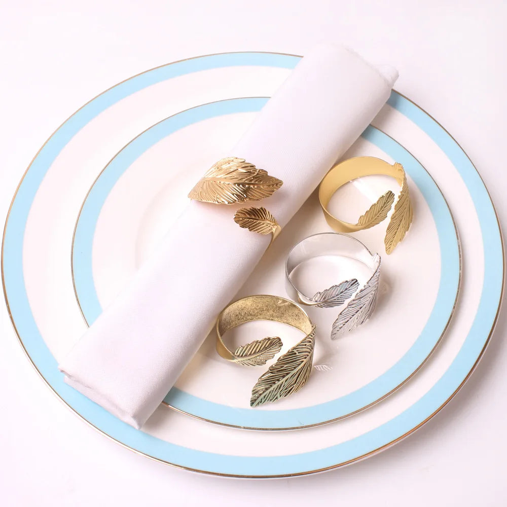 4PCS Metal Napkin Rings,Simple Ring Models Napkin Buckle, Wedding Napkin Holder,for Dining Room Family Dinner Table Decor