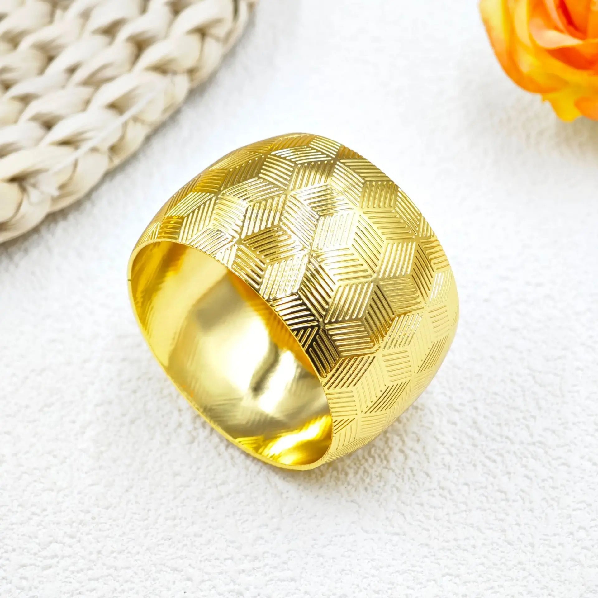 Hotel model room golden ring napkin buckle napkin ring Western restaurant metal napkin circle cloth ring