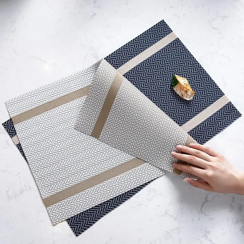 2/4/6PCS Placemats Dining Table Placemats Durable Washable Wipeable PVC Table Mats Pads for Hotel Banquet Party Home Decoration