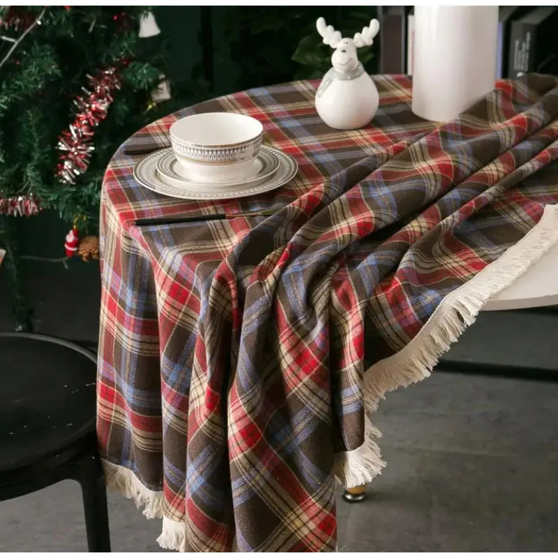Cotton Christmas plaid tablecloth, soft plaid tassel tablecloth, washable round tablecloth, Christmas decoration
