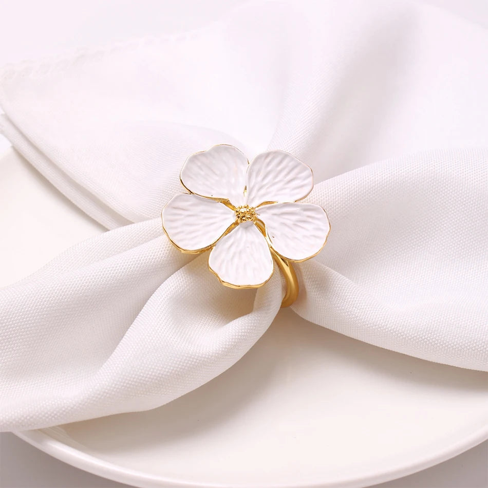 4PCS Metal Napkin Rings,Simple Ring Models Napkin Buckle, Wedding Napkin Holder,for Dining Room Family Dinner Table Decor
