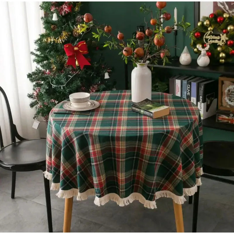 Cotton Christmas plaid tablecloth, soft plaid tassel tablecloth, washable round tablecloth, Christmas decoration