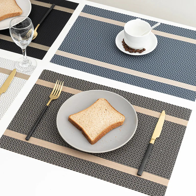 2/4/6PCS Placemats Dining Table Placemats Durable Washable Wipeable PVC Table Mats Pads for Hotel Banquet Party Home Decoration